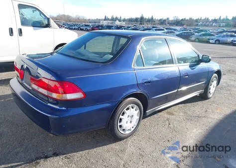 2002 Honda Accord 2.3 Lx z USA, uszkodzony, nr VIN JHMCG56412C028017